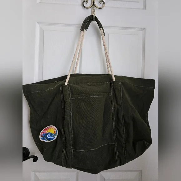 NWT Free People Been There Badge Tote - Picture 6 of 11